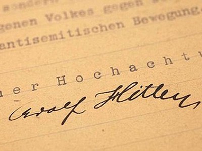 Công bố bức thư đầu tiên của Hitler về người Do Thái
