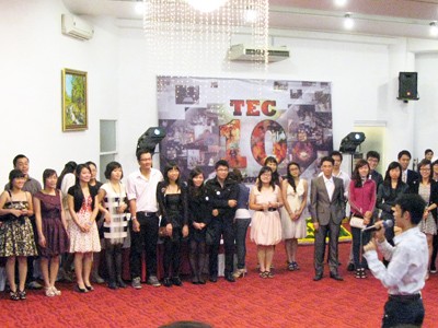 Thành viên TEC tại lễ sinh nhật 10 năm