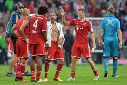 Pep khởi đầu chinh phục Bundesliga ấn tượng với Bayern
