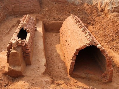 Phát hiện hai ngôi mộ nghìn tuổi ở khu đô thị Ciputra