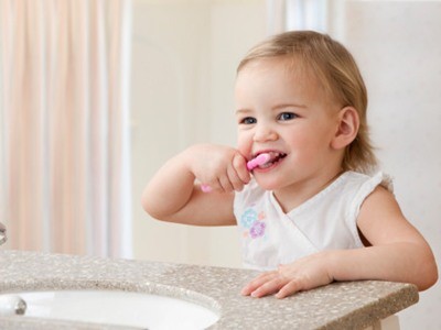 Cẩn trọng với thuốc giảm đau khi trẻ mọc răng
