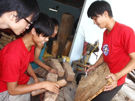 Làm giàu từ đôi tay vàng