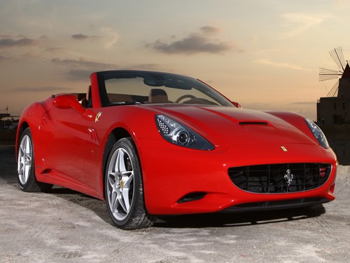 Ferrari tăng sức mạnh cho California đời 2012