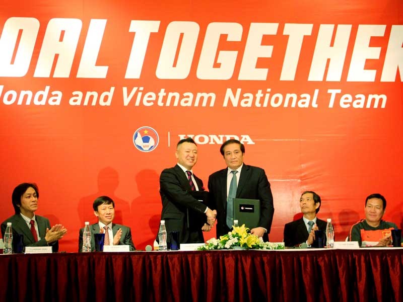 Chung tay vì nền bóng đá Việt Nam
