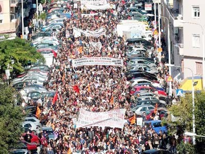 Hy Lạp: Bãi công phản đối thắt chặt tài chính