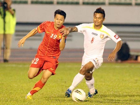 Myanmar chi 'khủng' cho bóng đá