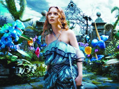 “Alice ở xứ sở thần tiên”, phim chuyển thể từ cổ tích, bội thu Ảnh: Imdb