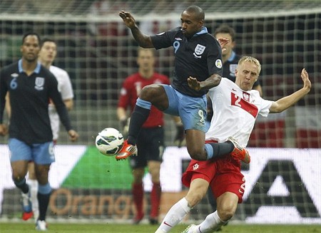 Rooney ghi bàn, Anh vẫn không thể thắng Ba Lan