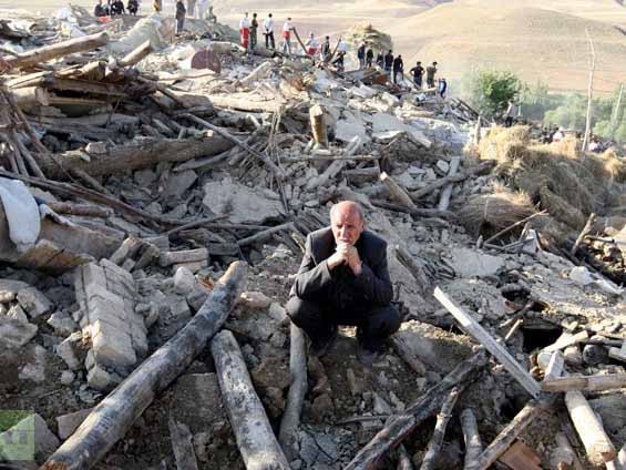 Iran chấp nhận viện trợ của nước ngoài sau động đất