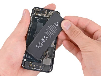 iPhone 5S và 5C pin lớn hơn iPhone 5