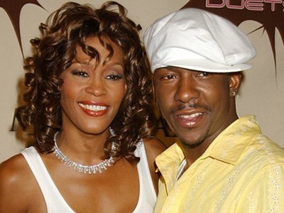 Chồng cũ Whitney Houston không được mời dự đám tang vợ