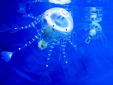Sáng tạo thành công Robot sứa