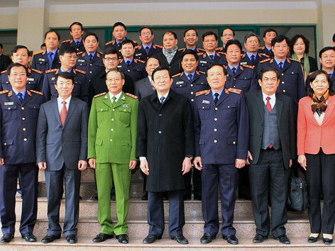 Chủ tịch nước Trương Tấn Sang với các lãnh đạo Viện Kiểm sát Nhân dân Tối cao Ảnh: TTXVN