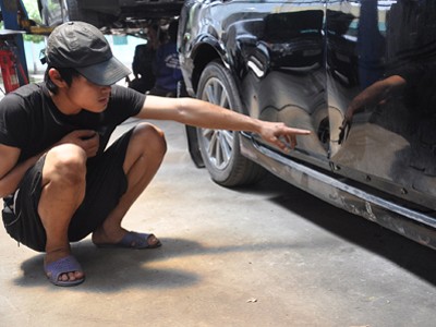 Quảng Ninh: Xe Lexus bị đặt thuốc nổ