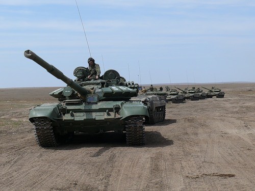 Nga điều 1.000 xe tăng chống ai ở Viễn Đông?