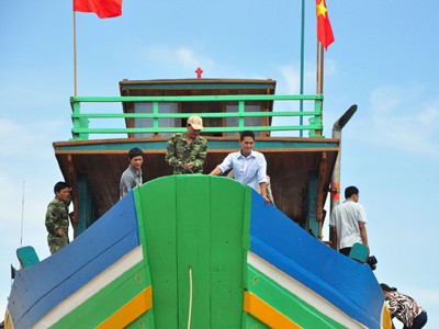 Đóng tàu cá lớn nhất Việt Nam, chinh phục Biển Đông
