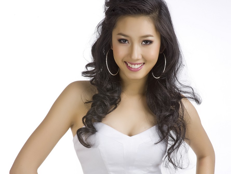 Lê Huỳnh Thúy Ngân được đề cử thi Hoa hậu du lịch quốc tế