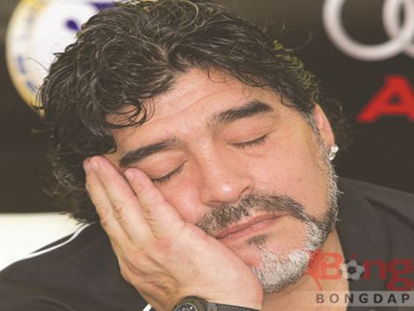 Maradona và ác mộng ngày nói dối