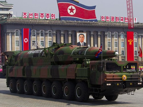 Trung Quốc phủ nhận bán xe chở tên lửa cho Triều Tiên