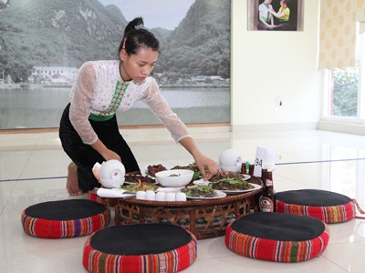 Khám phá ẩm thực và nghệ thuật dân tộc Thái giữa lòng Thủ đô