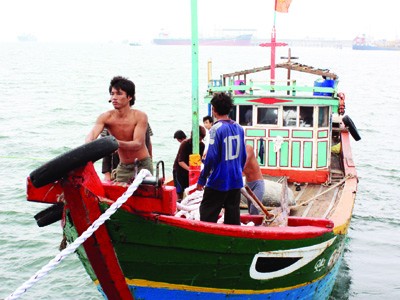 Tàu đánh cá Việt Nam trên Biển Đông