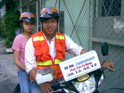 Độc đáo Taxi hai bánh ở Sài Gòn