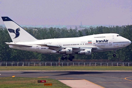 Máy bay chở khách Iran bị tẩy chay ở nước ngoài
