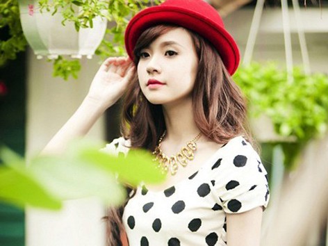 Điểm mặt 5 hot girl 'sạch' nhất showbiz Việt