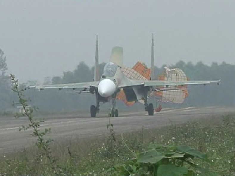 Làm chủ 'hổ mang chúa' Su-30MK2