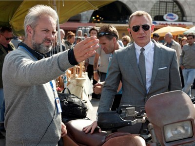 Daniel Craig cùng đạo diễn Sam Mendes Ảnh: Sony