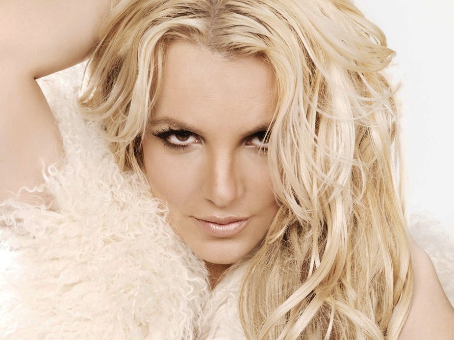 Britney gây choáng với hình ảnh gợi cảm hoàn hảo