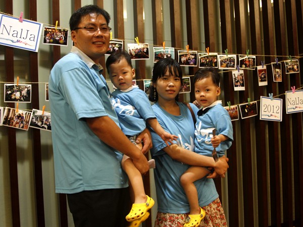 Gia đình Hàn – Việt về thăm quê ngoại
