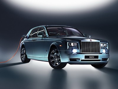 Siêu xe điện Rolls Royce 102EX chính thức xuất hiện
