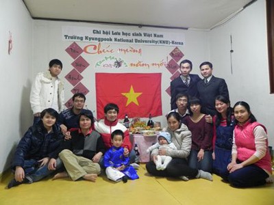 Sinh viên Việt Nam tại Hàn Quốc đón năm mới