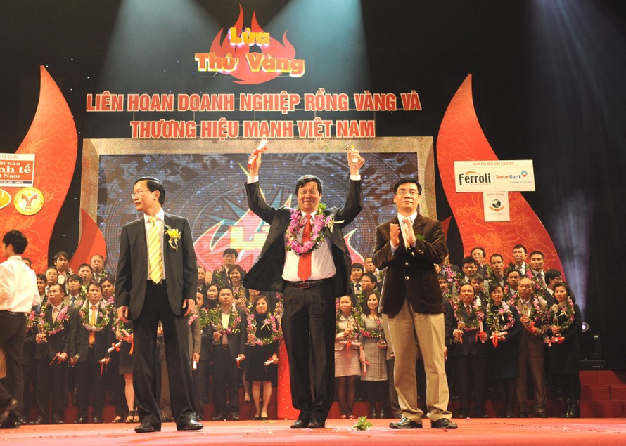 VINCOM nhận giải top 10 thương hiệu mạnh Việt Nam