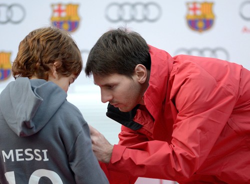 27 triệu euro/năm còn quá ít với Messi!