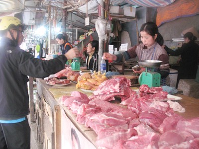 Giá thịt lợn tăng từ 10 đến 20 ngàn đồng/kg, so với đầu tháng