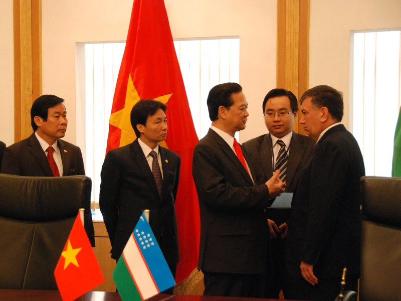 Việt Nam-Uzbekistan ưu tiên hợp tác dầu khí