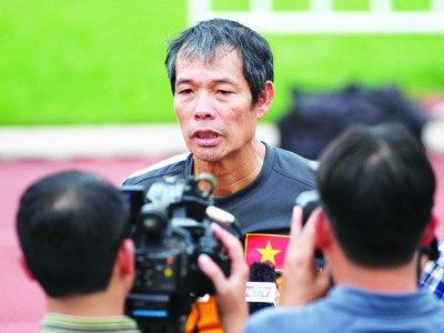VFF không sa thải HLV Phan Thanh Hùng