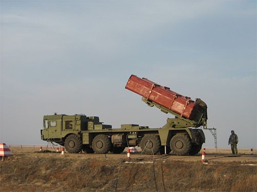Nga sắp có pháo phản lực tầm xa mới