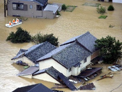 Bão càn quét Nhật Bản, trên 70 người chết, mất tích