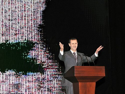 Tái xuất hiện trước công chúng, tổng thống Syria kêu gọi ‘giải pháp hòa bình’