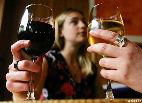 Rượu vang giúp giảm hen suyễn