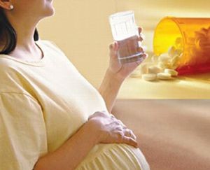 Các thuốc cấm dùng trong thai kỳ
