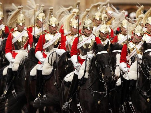 Kỵ binh Hoàng gia Anh chuẩn bị hộ tống đám cưới