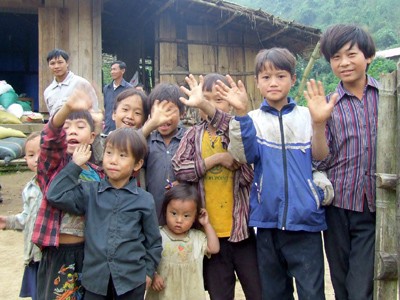 Tỷ lệ bé trai đang tăng cao so với bé gái (Trẻ em ở Bản Xà Quế, xã Chung Chải, huyện Mường Nhé, tỉnh Điện Biên)