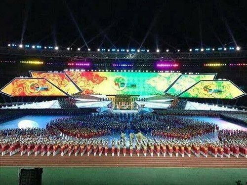 Lễ khai mạc SEA Games 27: Khu vườn rực rỡ sắc màu