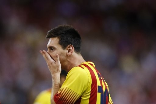 Messi bị thâm đùi và chưa biết ngày trở lại