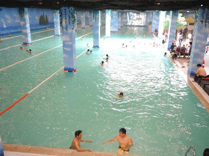 Khai trương cụm bể bơi trong nhà lớn nhất Việt Nam