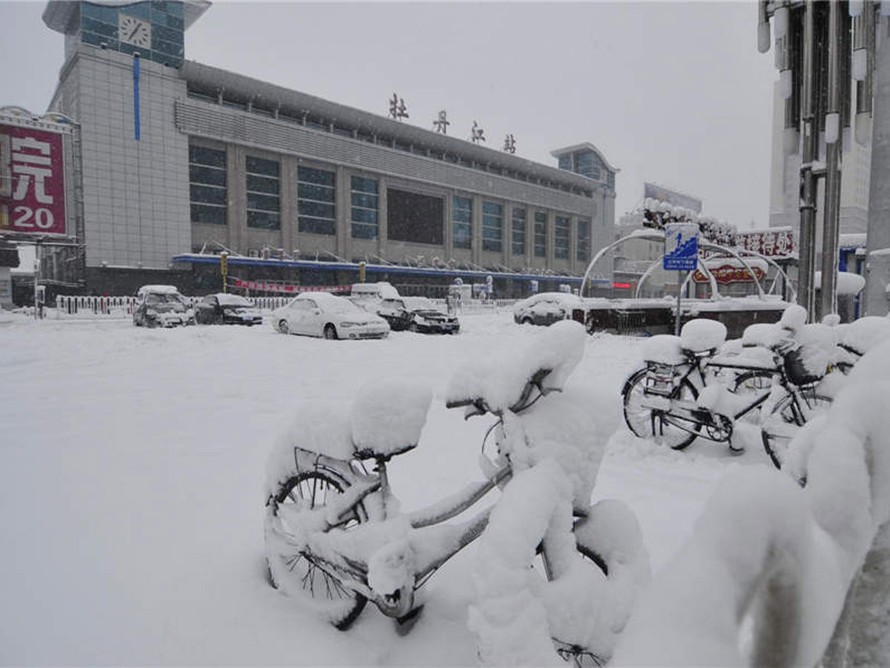 Bão tuyết tấn công Trung Quốc, 4 người tử vong